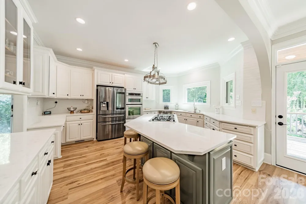 2006 Sandy Pond Lane Waxhaw, NC 28173