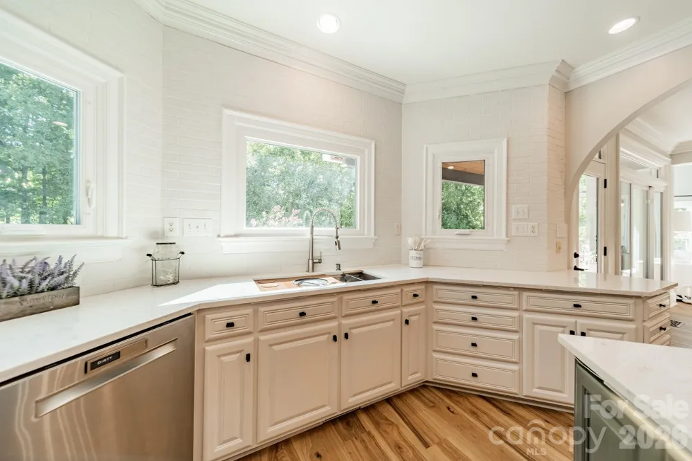 2006 Sandy Pond Lane Waxhaw, NC 28173