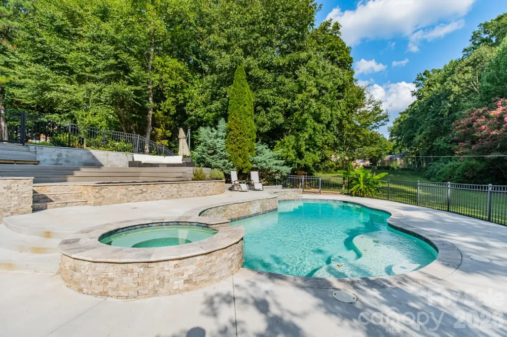 2006 Sandy Pond Lane Waxhaw, NC 28173