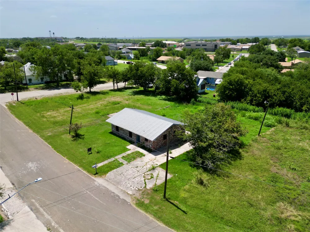 209 Prairie Avenue Rogers, TX 76569