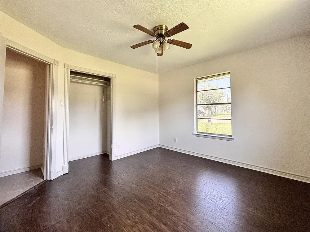 209 Prairie Avenue Rogers, TX 76569