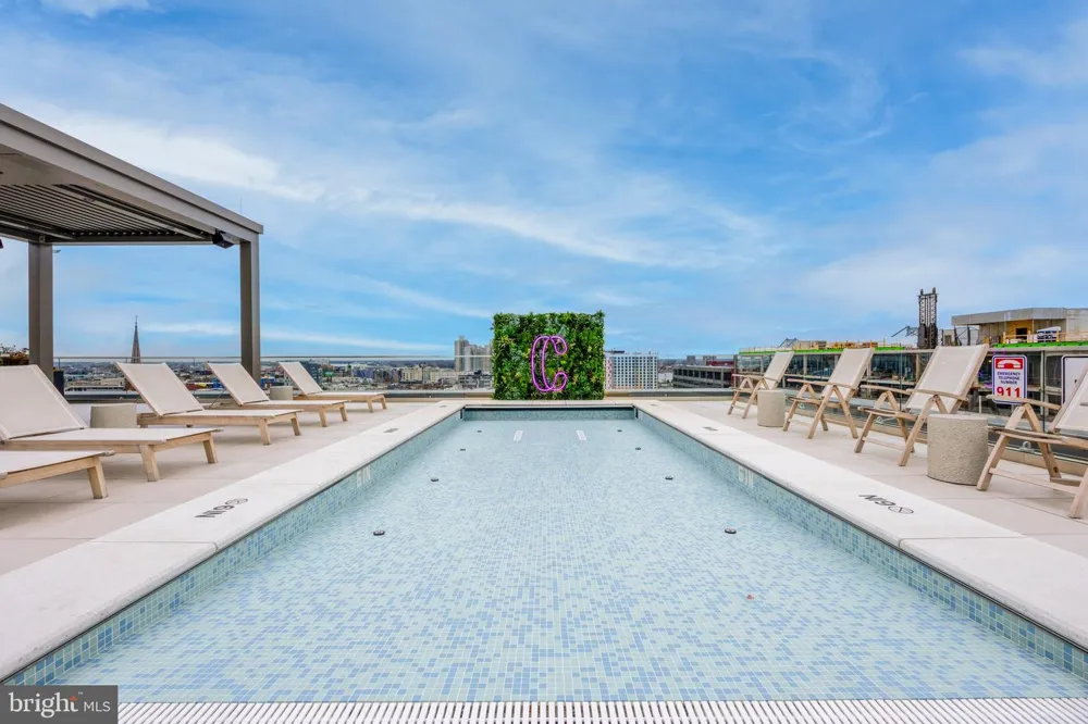 569 N 5TH STREET #203 Philadelphia, PA 19123