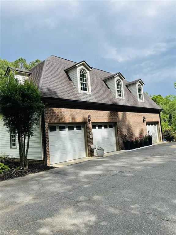191 Mossdale Road Stoneville, NC 27048