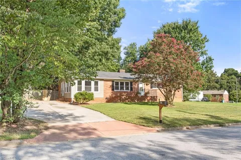 2717 Denise Drive