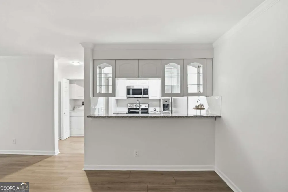 307 Barrington Hills DR Sandy Springs, GA 30350
