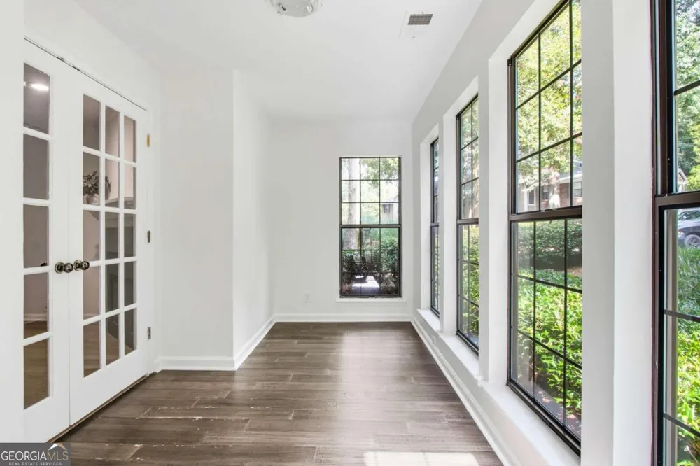 307 Barrington Hills DR Sandy Springs, GA 30350