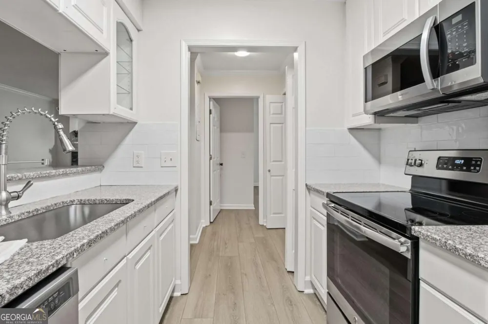 307 Barrington Hills DR Sandy Springs, GA 30350