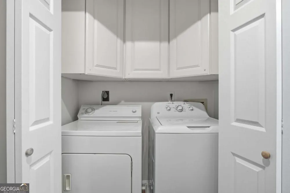 307 Barrington Hills DR Sandy Springs, GA 30350