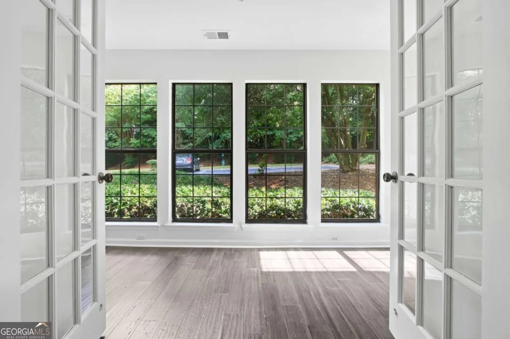 307 Barrington Hills DR Sandy Springs, GA 30350