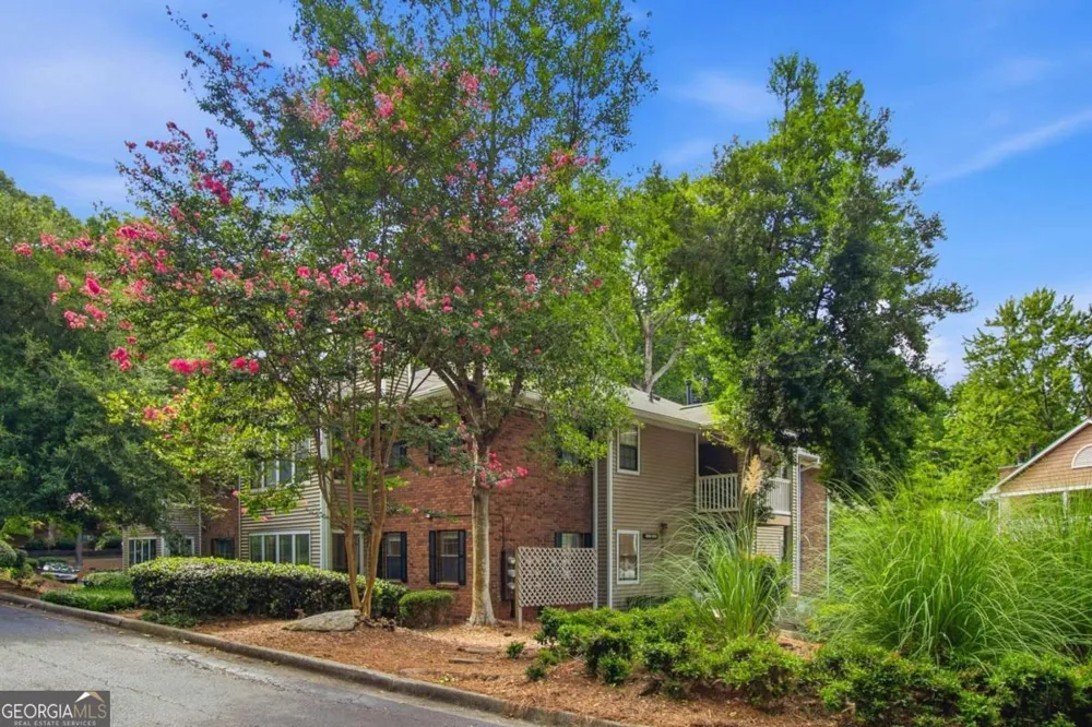 307 Barrington Hills DR Sandy Springs, GA 30350