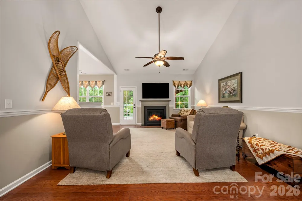 131 Creekwalk Lane Hendersonville, NC 28792