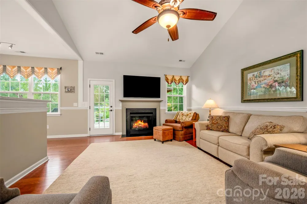 131 Creekwalk Lane Hendersonville, NC 28792