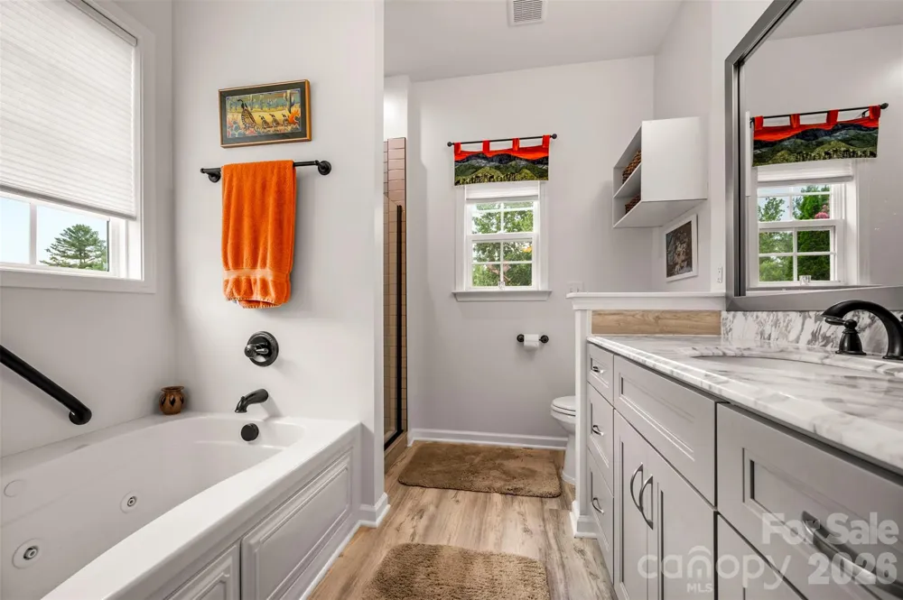 131 Creekwalk Lane Hendersonville, NC 28792
