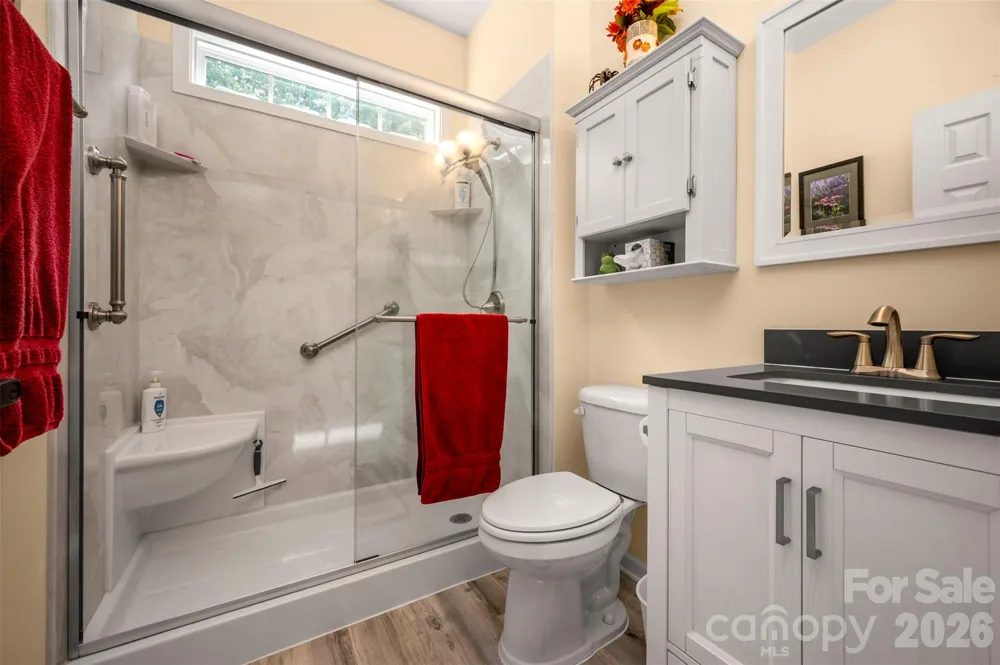 131 Creekwalk Lane Hendersonville, NC 28792