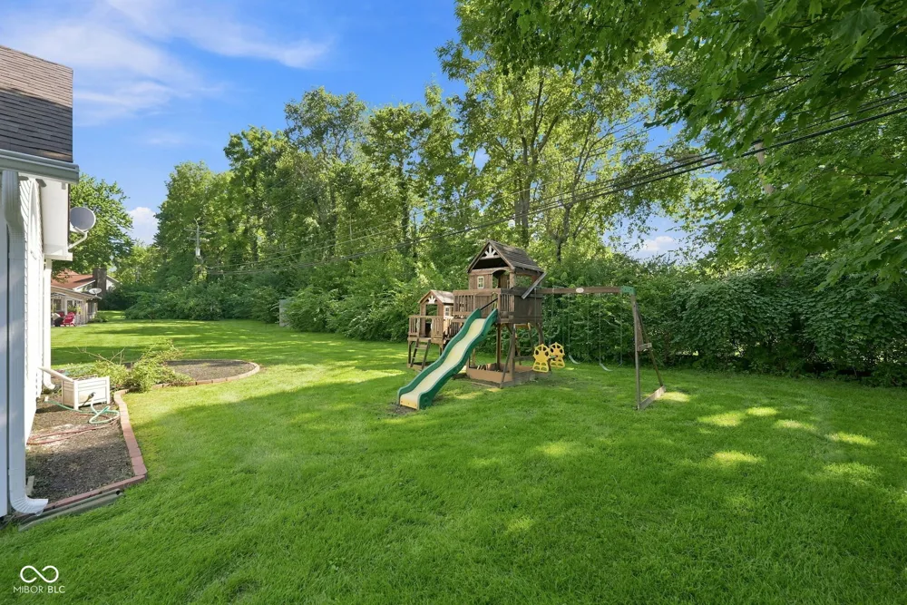 10165 Partridge Carmel, IN 46033