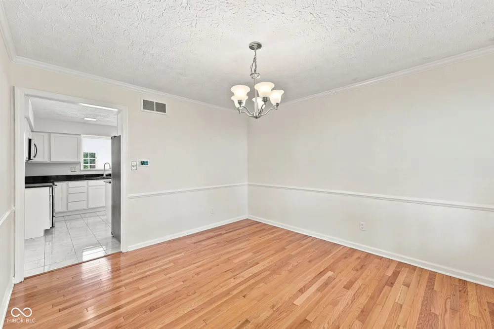 10165 Partridge Carmel, IN 46033