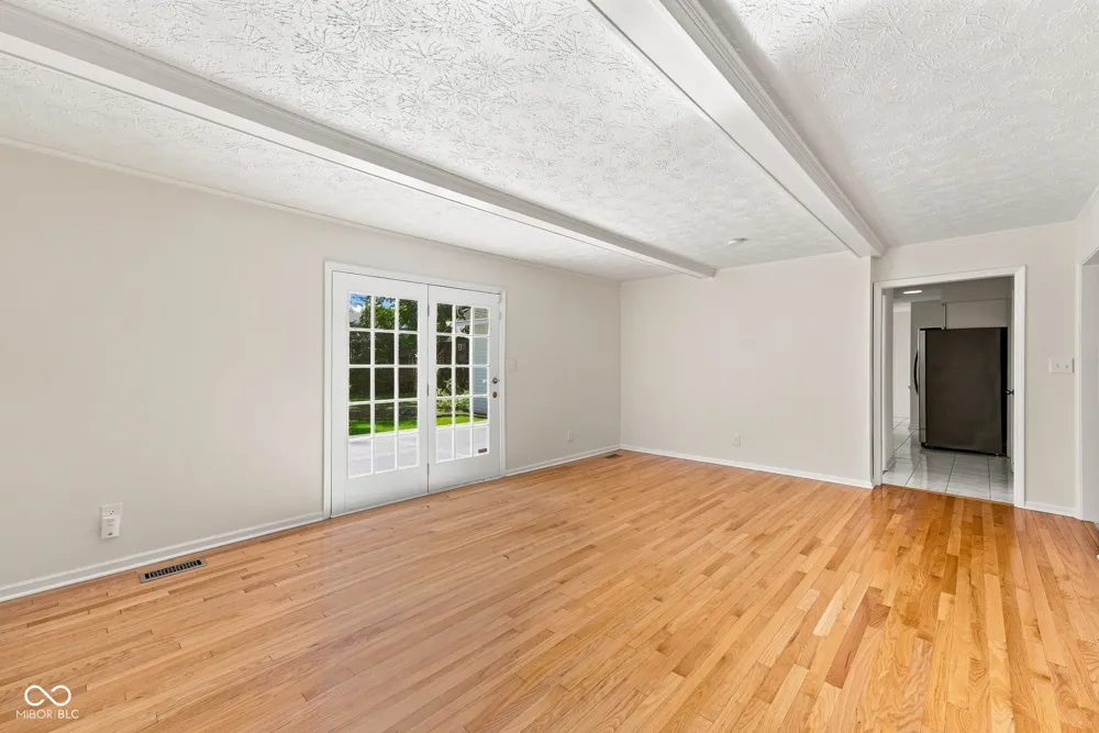 10165 Partridge Carmel, IN 46033