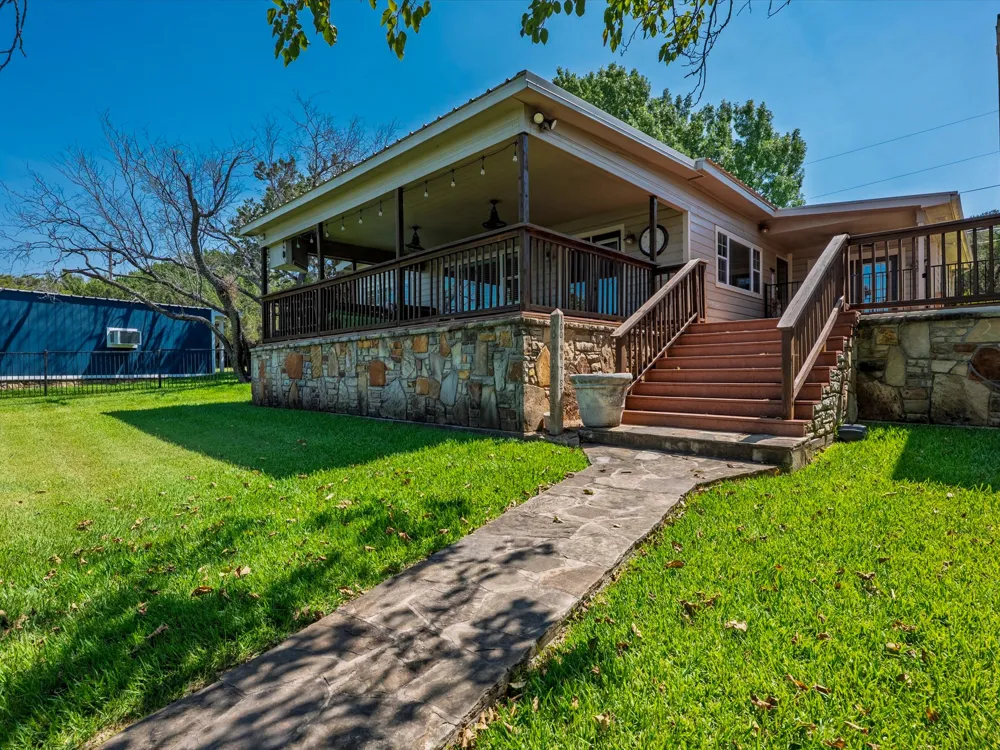 1637 Cedar Crest Loop Possum Kingdom Lake, TX 76449