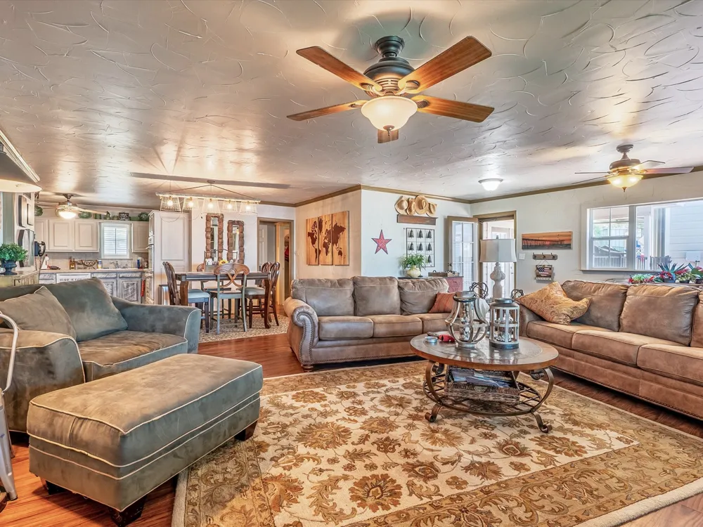 1637 Cedar Crest Loop Possum Kingdom Lake, TX 76449