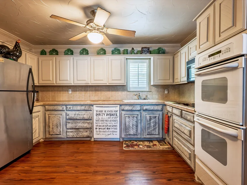 1637 Cedar Crest Loop Possum Kingdom Lake, TX 76449