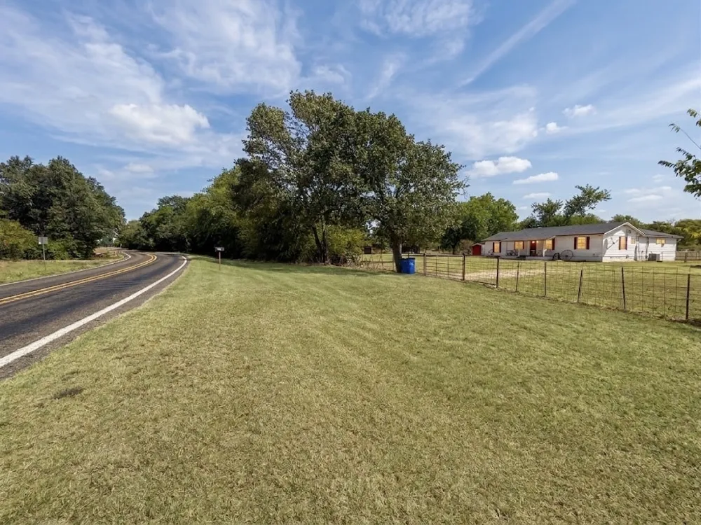 32951 Fm 47 Mabank, TX 75147