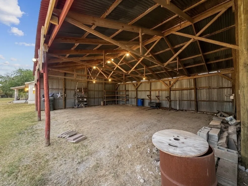 32951 Fm 47 Mabank, TX 75147