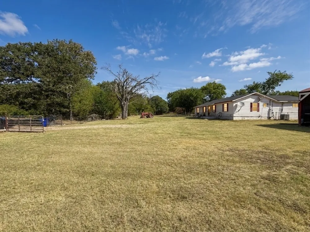 32951 Fm 47 Mabank, TX 75147
