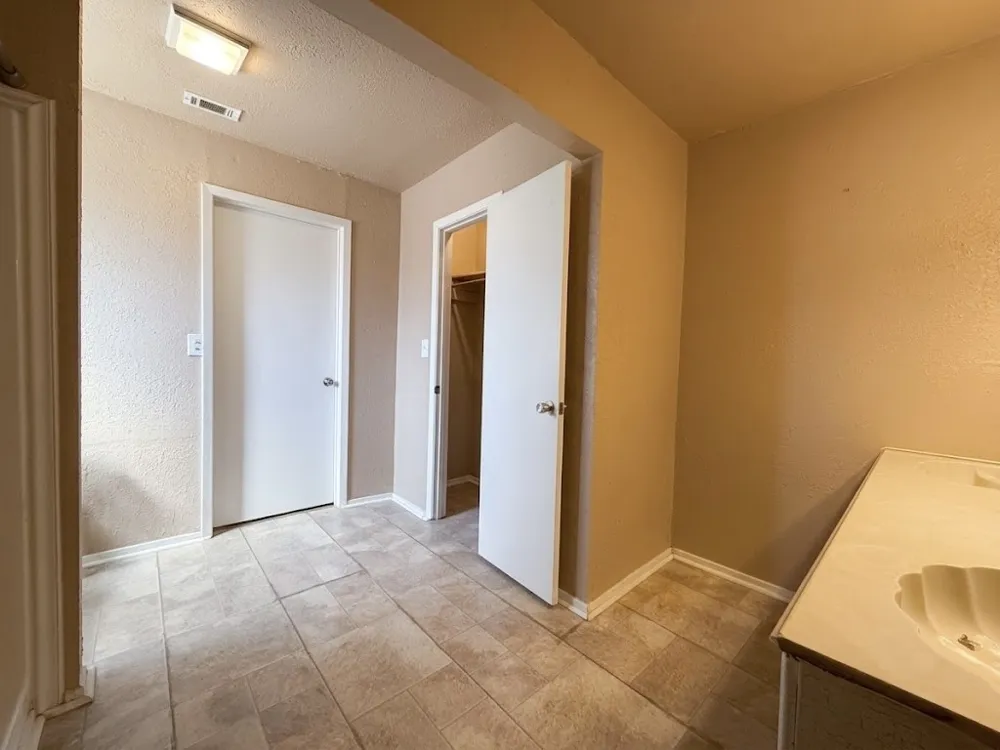 32951 Fm 47 Mabank, TX 75147