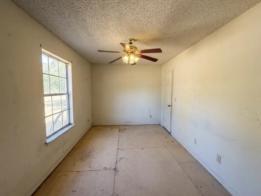32951 Fm 47 Mabank, TX 75147