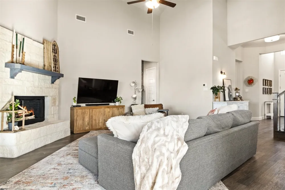 1133 Barrix Drive Forney, TX 75126
