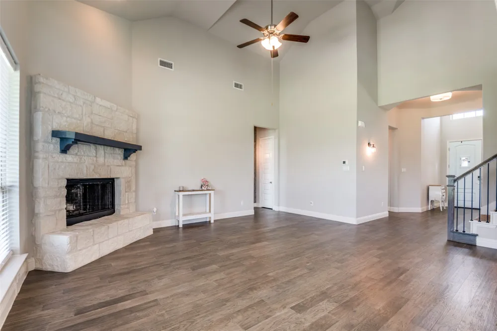 1133 Barrix Drive Forney, TX 75126