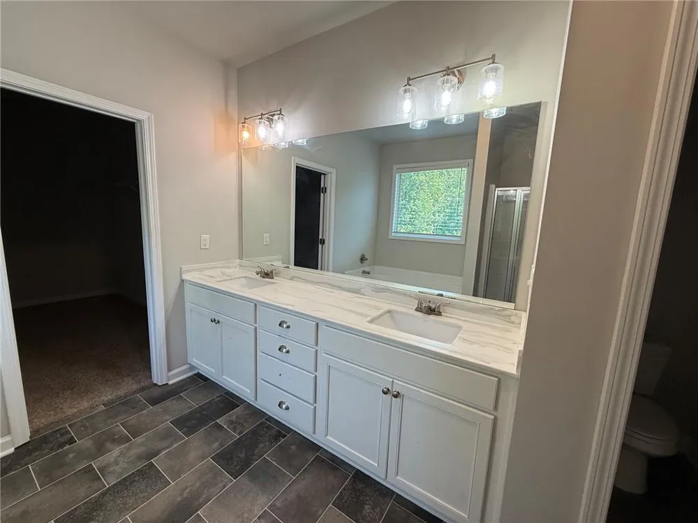 279 Greystone Court Winder, GA 30680