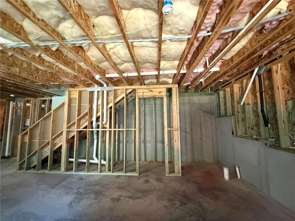279 Greystone Court Winder, GA 30680