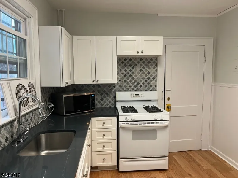 58 Park Ave Bloomfield, NJ 07003