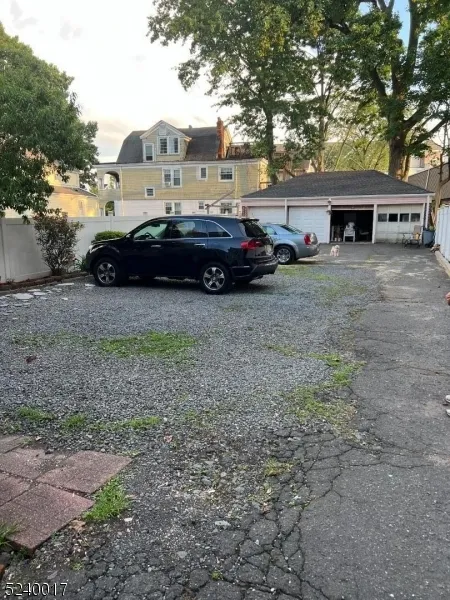 58 Park Ave Bloomfield, NJ 07003