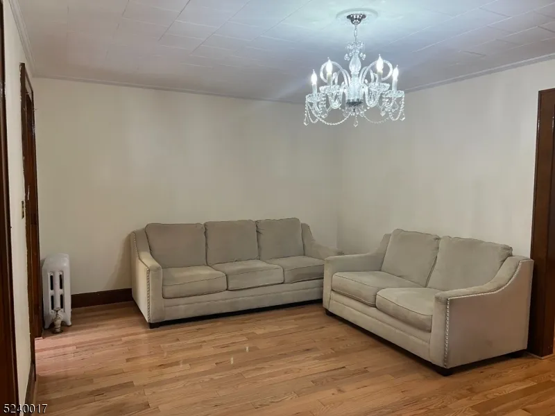58 Park Ave Bloomfield, NJ 07003