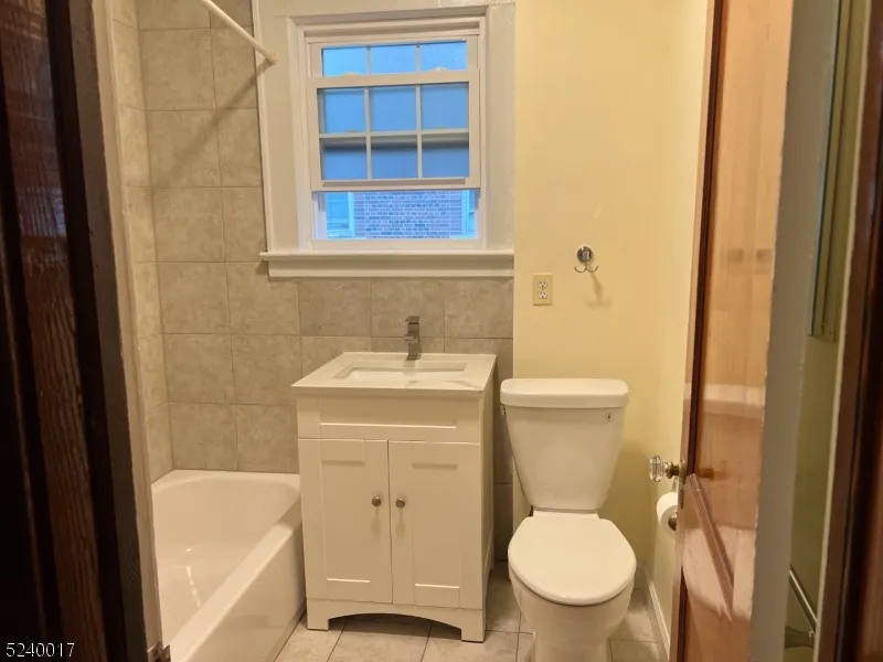 58 Park Ave Bloomfield, NJ 07003