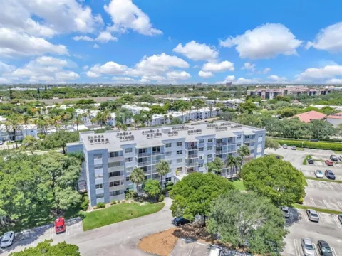 500 Executive Center Dr #3I