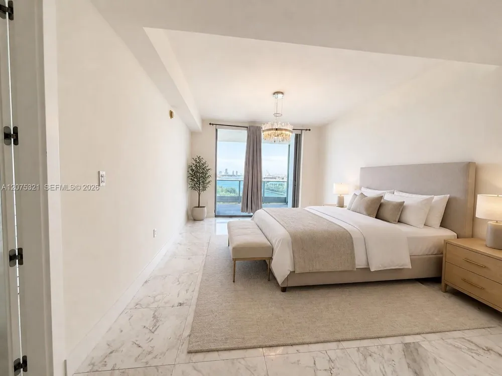 900 Biscayne Blvd #902 Miami, FL 33132