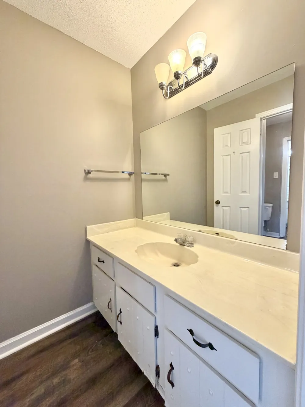 2108 Ashland City Rd #A Clarksville, TN 37043