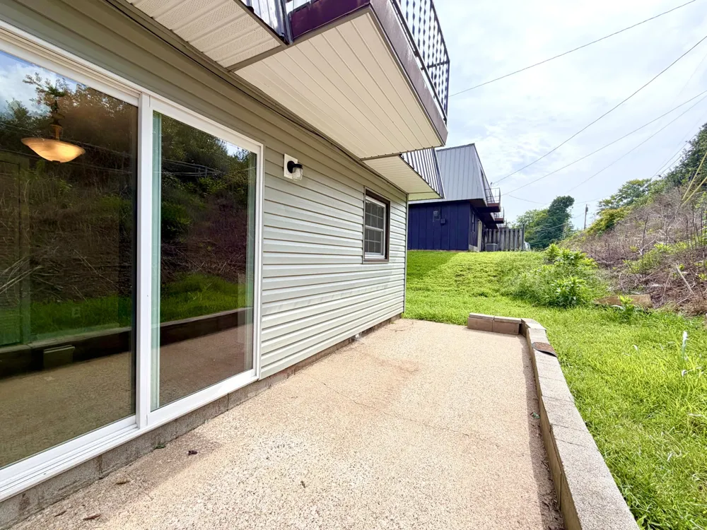 2108 Ashland City Rd #A Clarksville, TN 37043