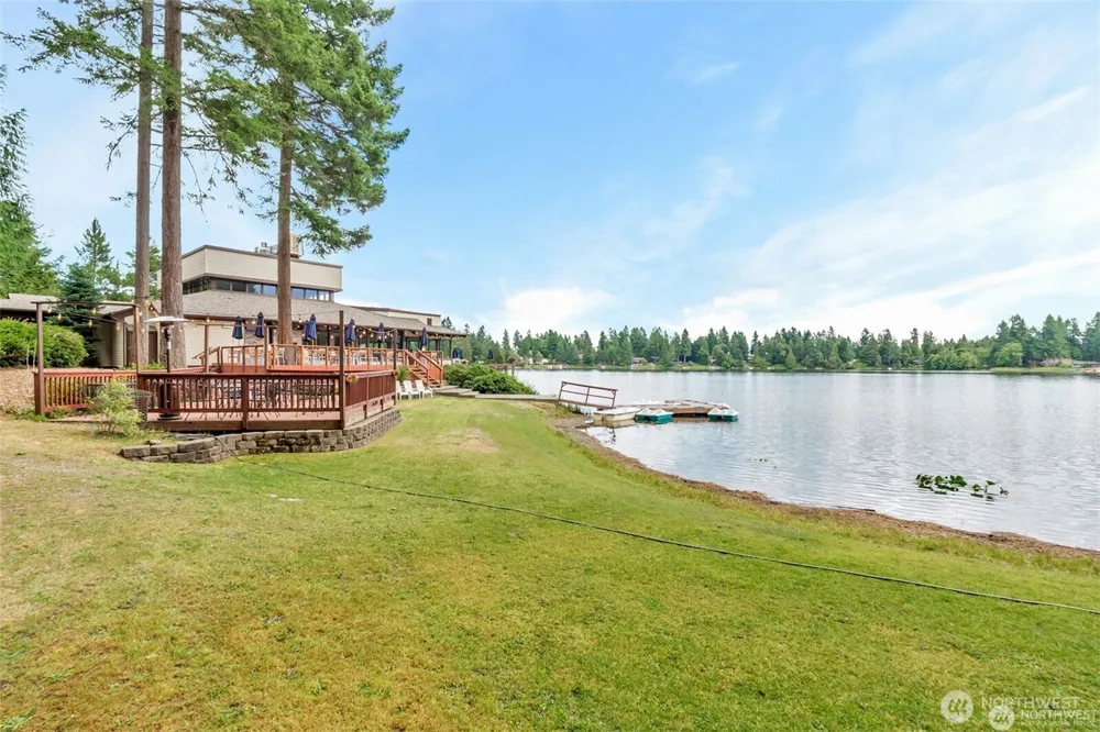 12106 Sound Drive Anderson Island, WA 98303
