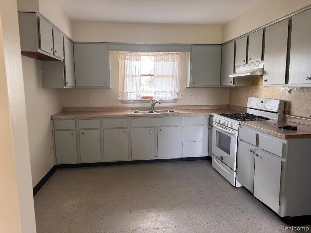 Address Not Shown Marathon Township, MI 48464