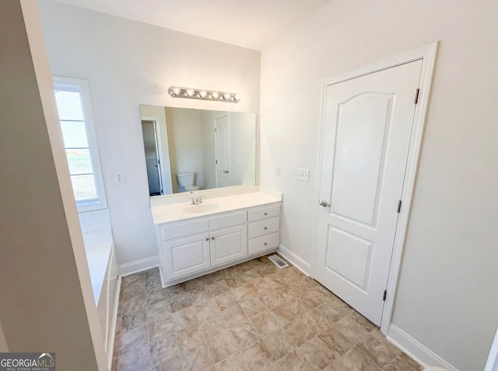 95 Woods WAY Jefferson, GA 30549