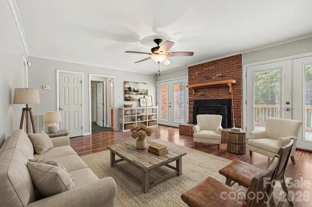 7944 Woodhill Cove Lane Denver, NC 28037