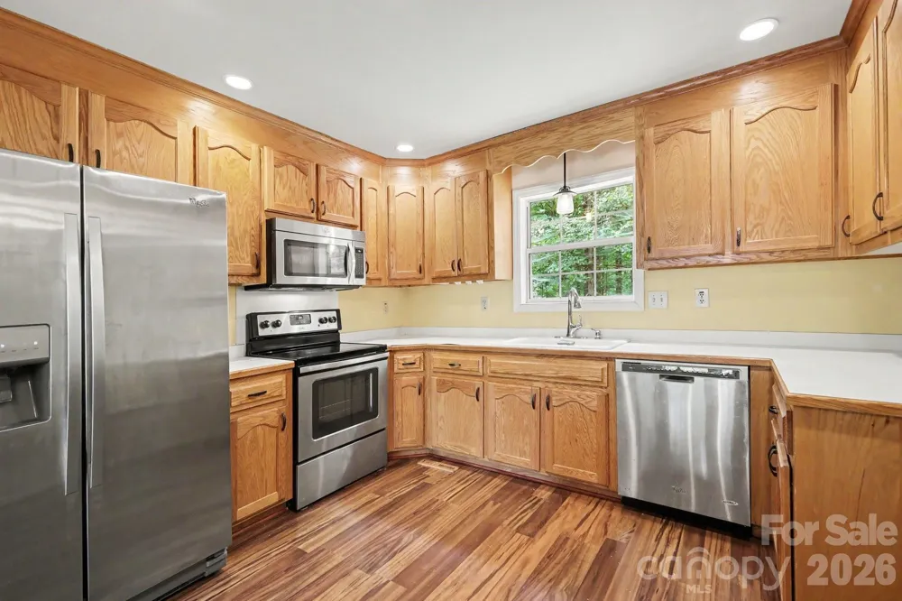 7944 Woodhill Cove Lane Denver, NC 28037