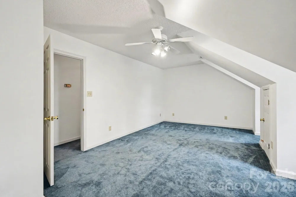7944 Woodhill Cove Lane Denver, NC 28037