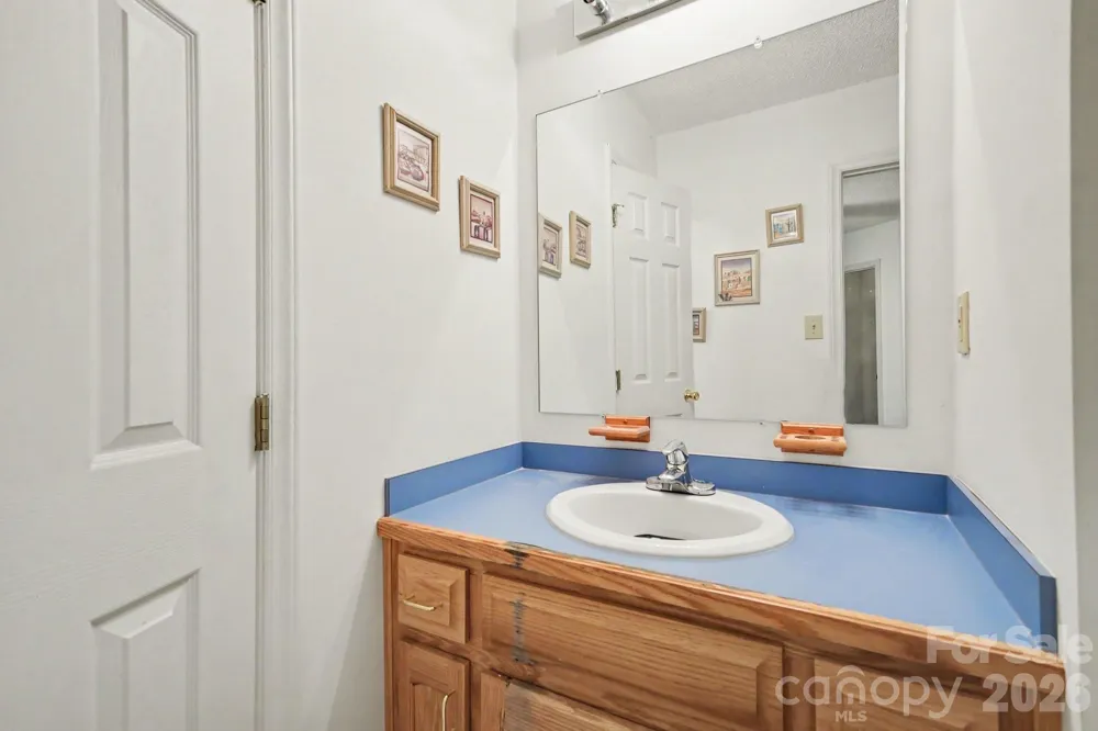 7944 Woodhill Cove Lane Denver, NC 28037