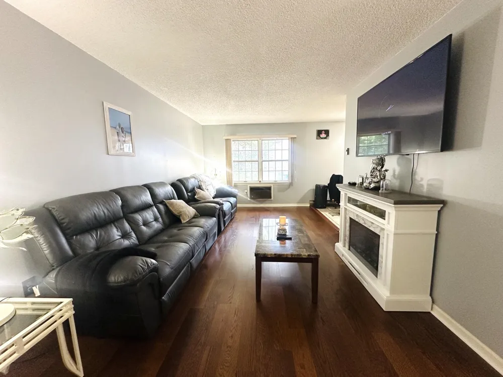 53 WEST 48TH ST Bayonne, NJ 07002