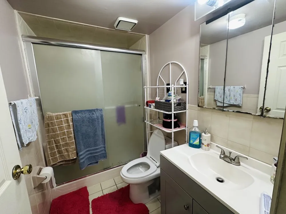 53 WEST 48TH ST Bayonne, NJ 07002